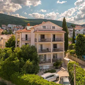 3* Vendégház Lonzor